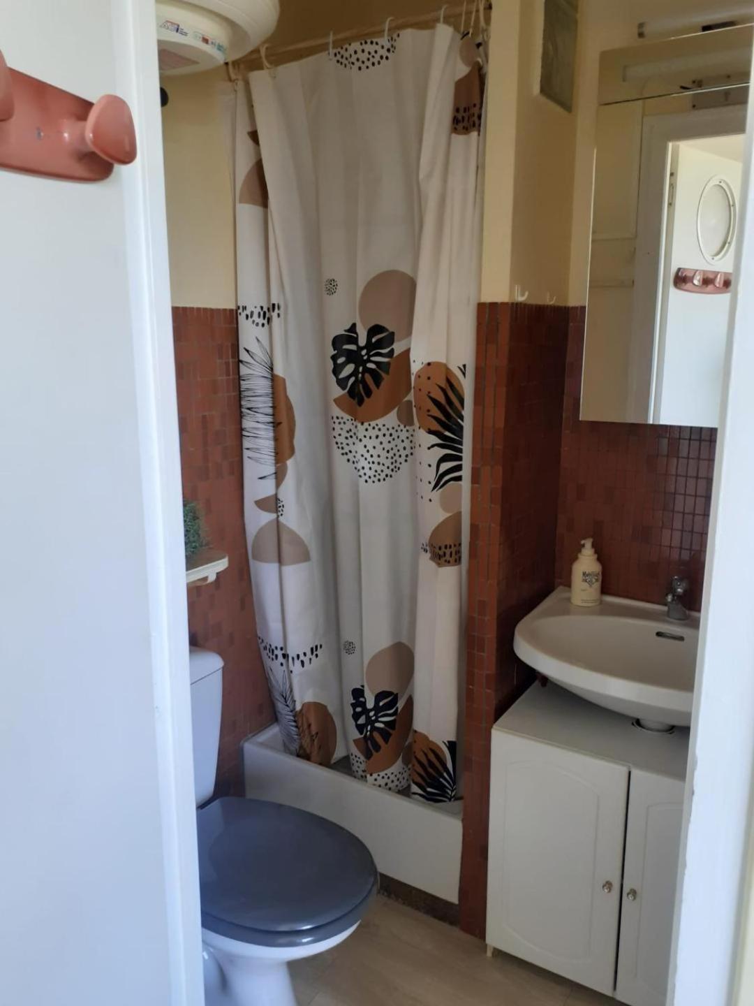 Appartement - Marina 6 - 37 Allee Des Pinons - 3-1 *